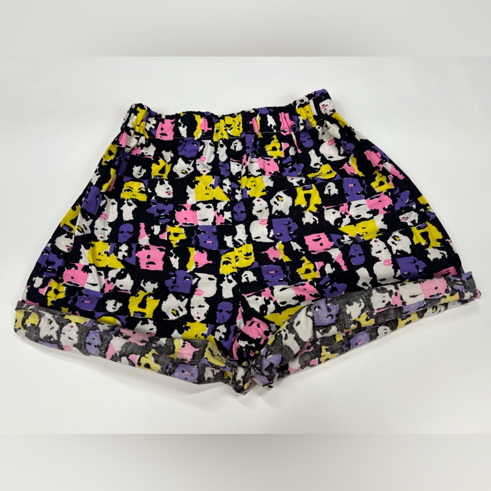 1990s Pop Art High Waist Shorts Long Cuff Rolled Short Warhol Graphic T Shirt 90 - Picture 5 of 17
